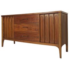 Mid-Century Modern American Dresser 7