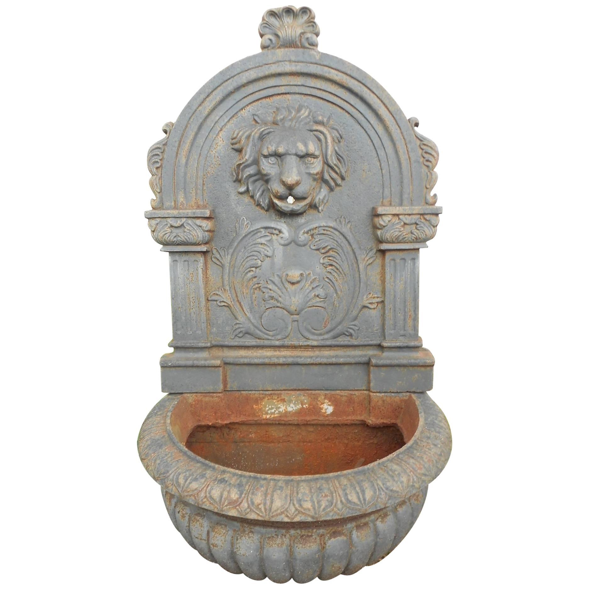Amazing Cast Iron Lion Water Fountain