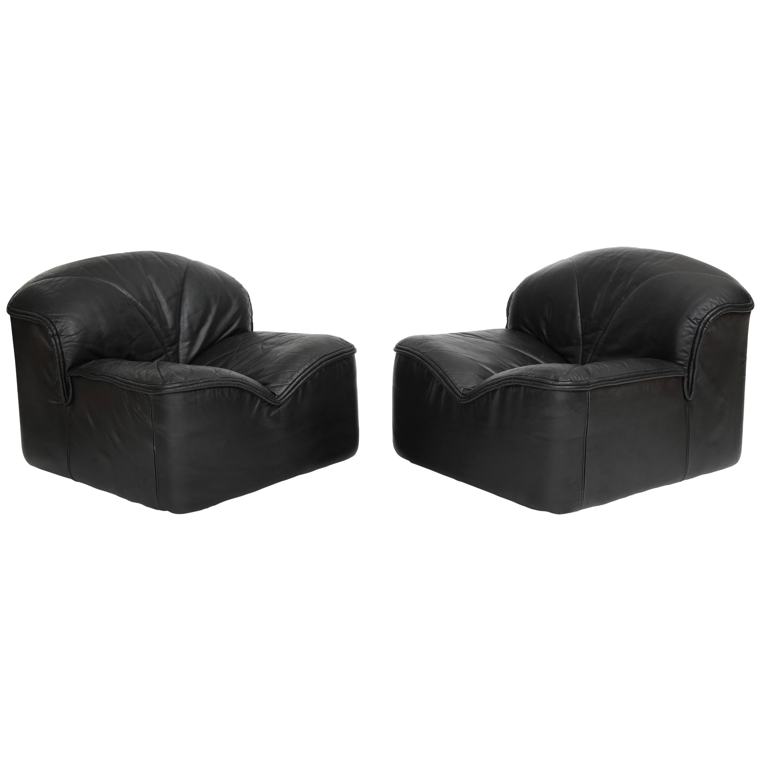 i4 Mariani Pace Postmodern Black Leather Pair of Lounge Chairs, 1970s-1980s