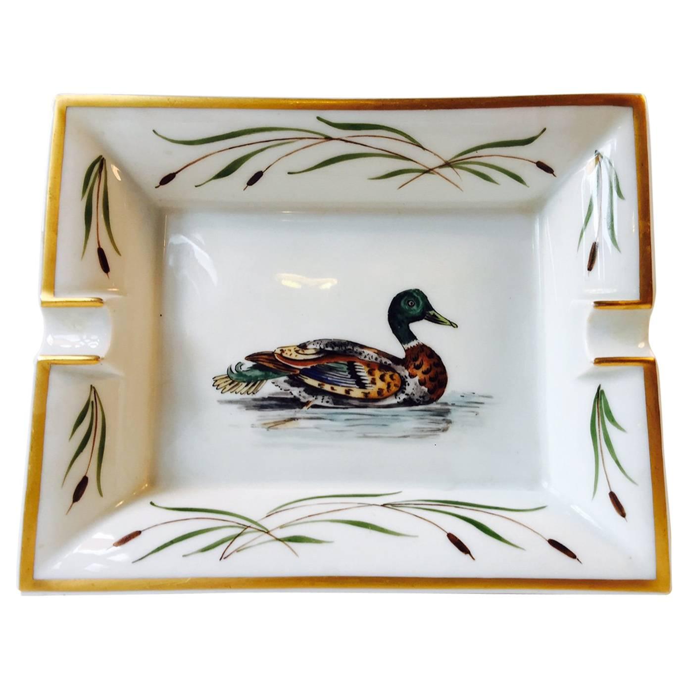 Vintage Hermés White Porcelain Cigar Ashtray with Duck Motif, Paris France 1980s