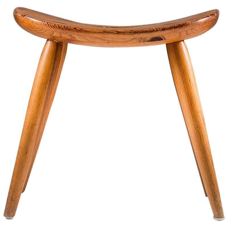 Swedish Stool in Pine by Torsten Claeson, 1930s For Sale