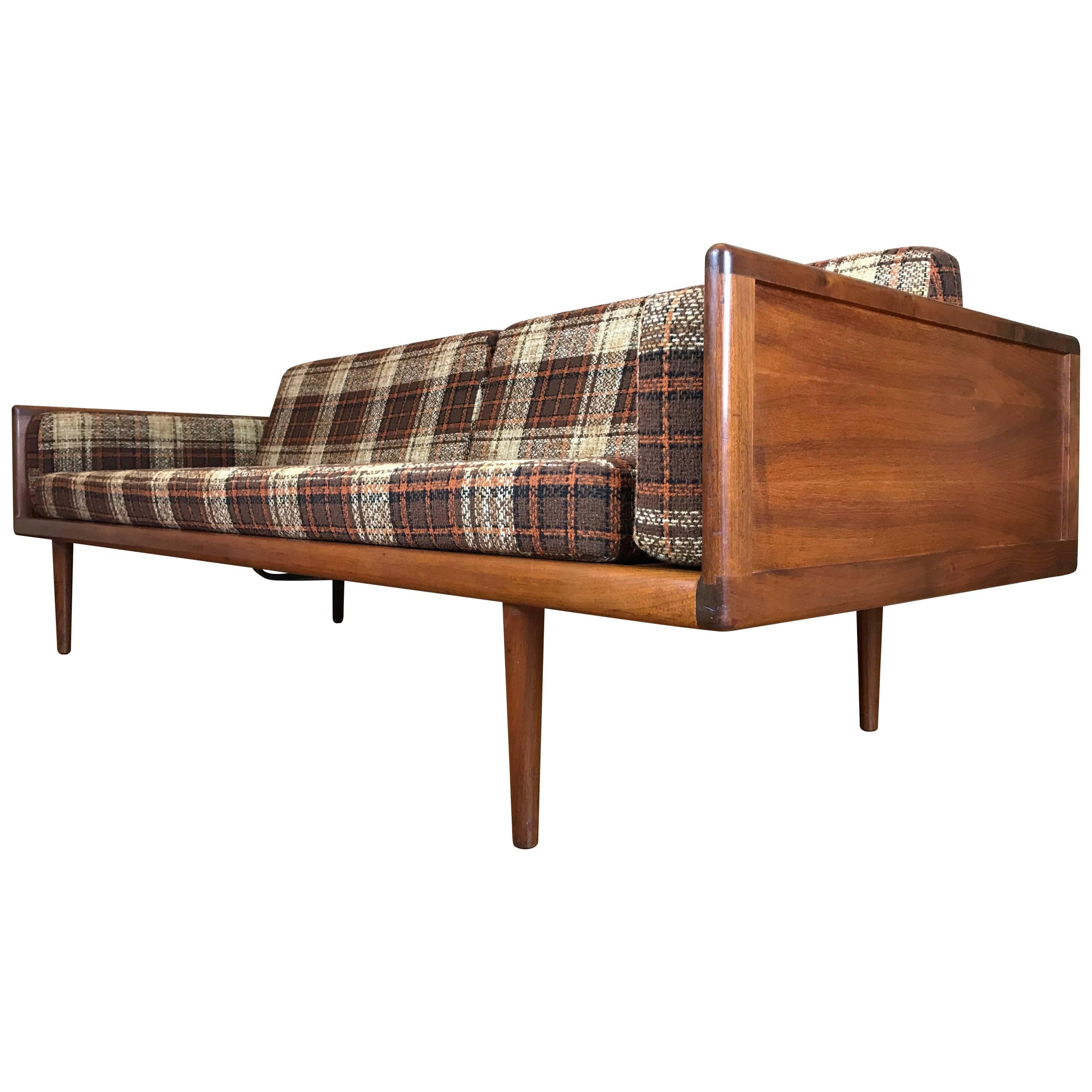 Mid-Century Modern Mel Smilow Minimalist Sofa for Smilow-Thielle Furniture
