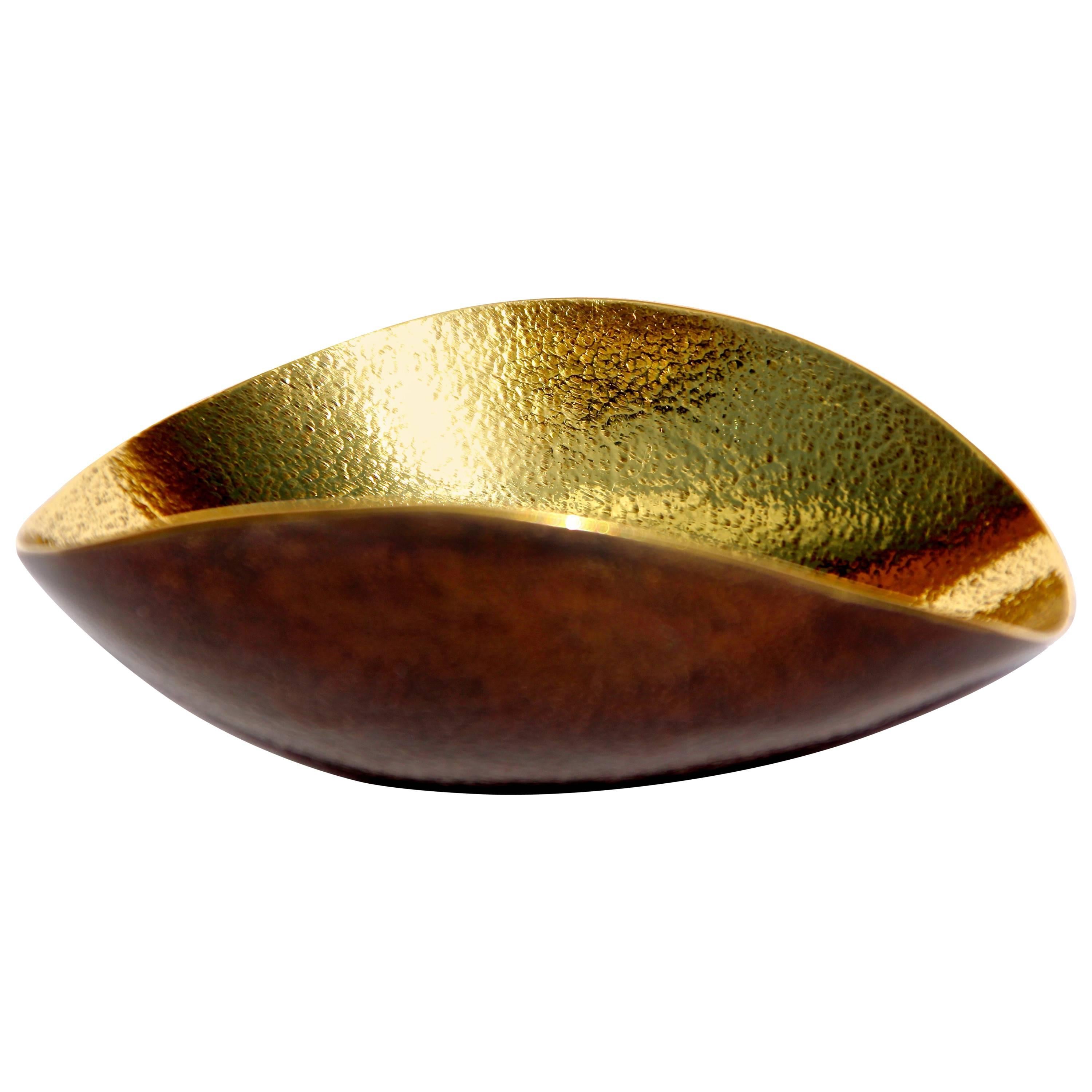 Cast Brass Decorative Shallow Bowl Vide-poche with Bonze Patina