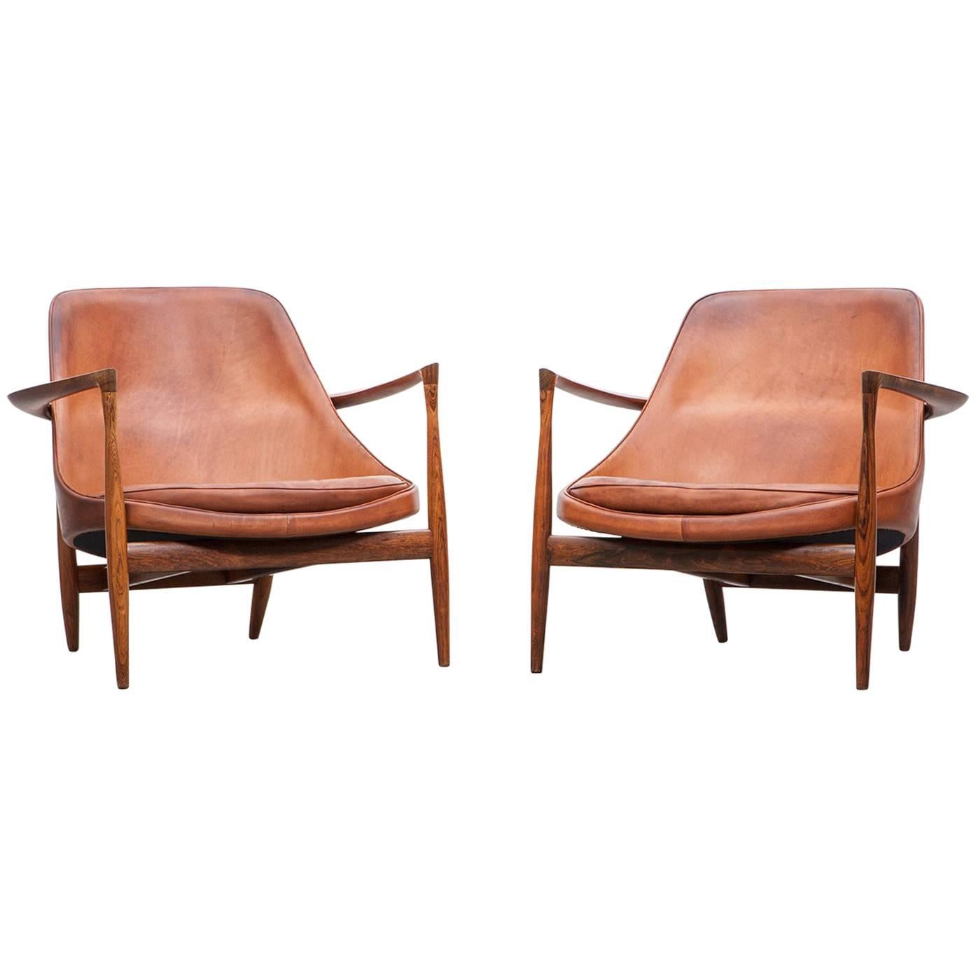 1950´s brown wooden and leather pair of Lounge Chairs by Ib Kofod-Larsen