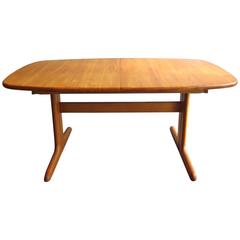 Solid Oak Dinning Table with Two Extension Leafs, Restored