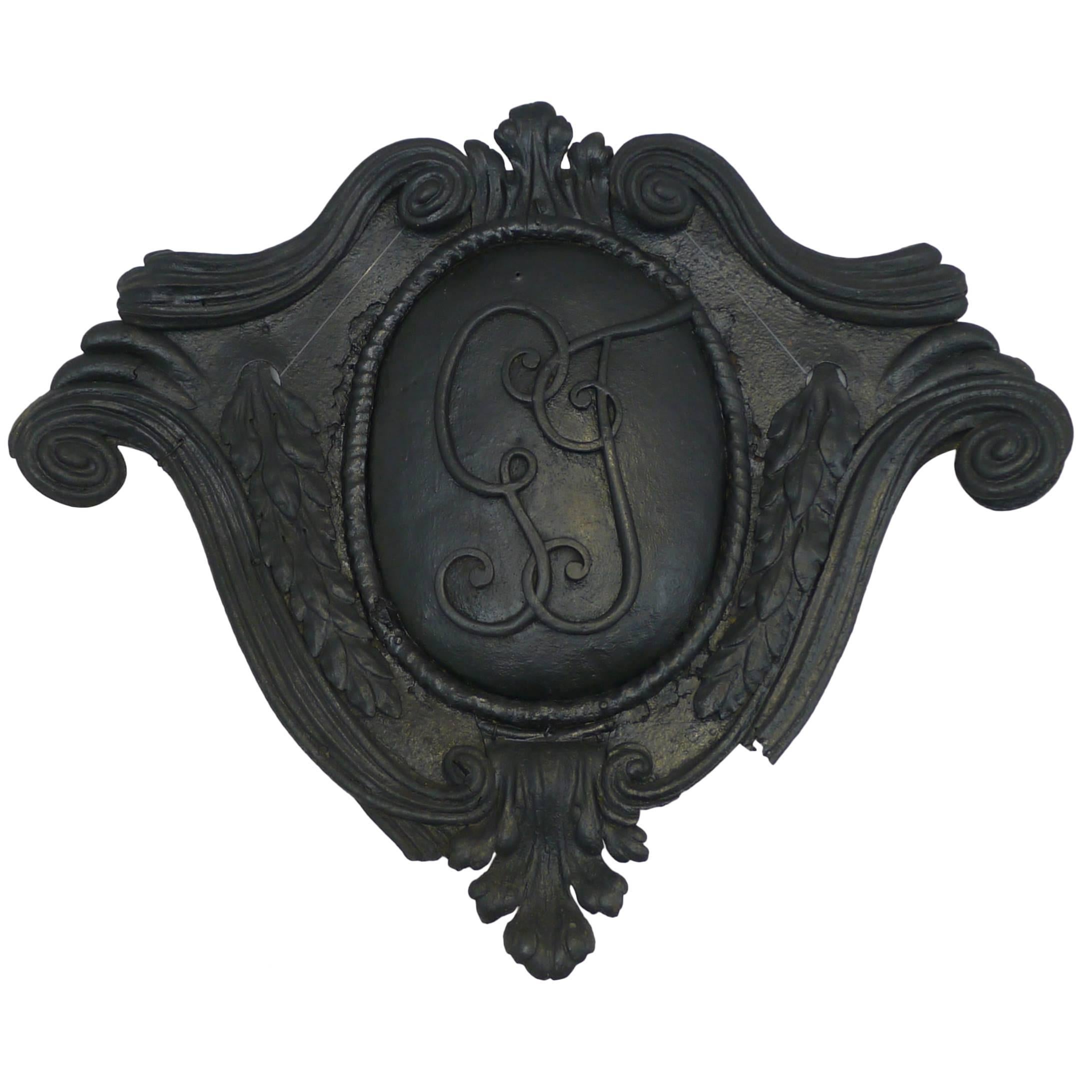 French Sign "G T" (18th century) For Sale