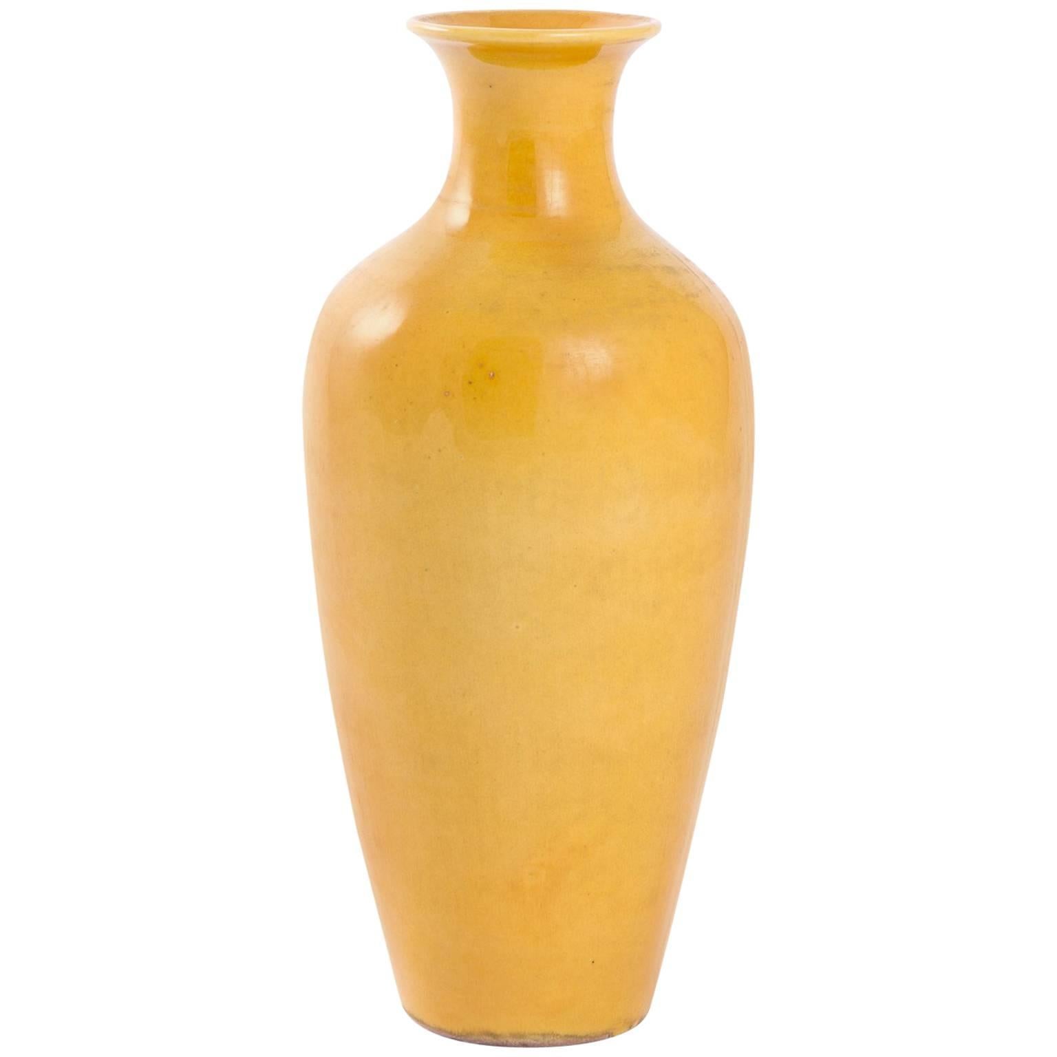 Vintage Chinese Yellow Vase For Sale