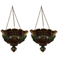 Paire de luminaires de jardin en majolique multicolore anglaise, datant d'environ 1870