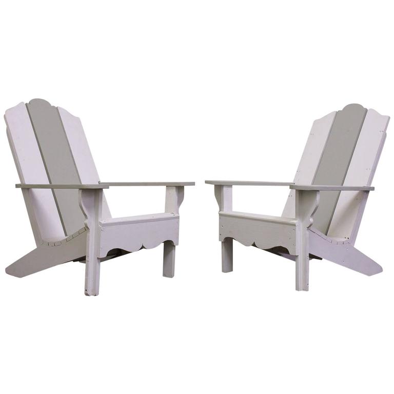Pair Of Vintage Patio Or Pool Lounge Chairs