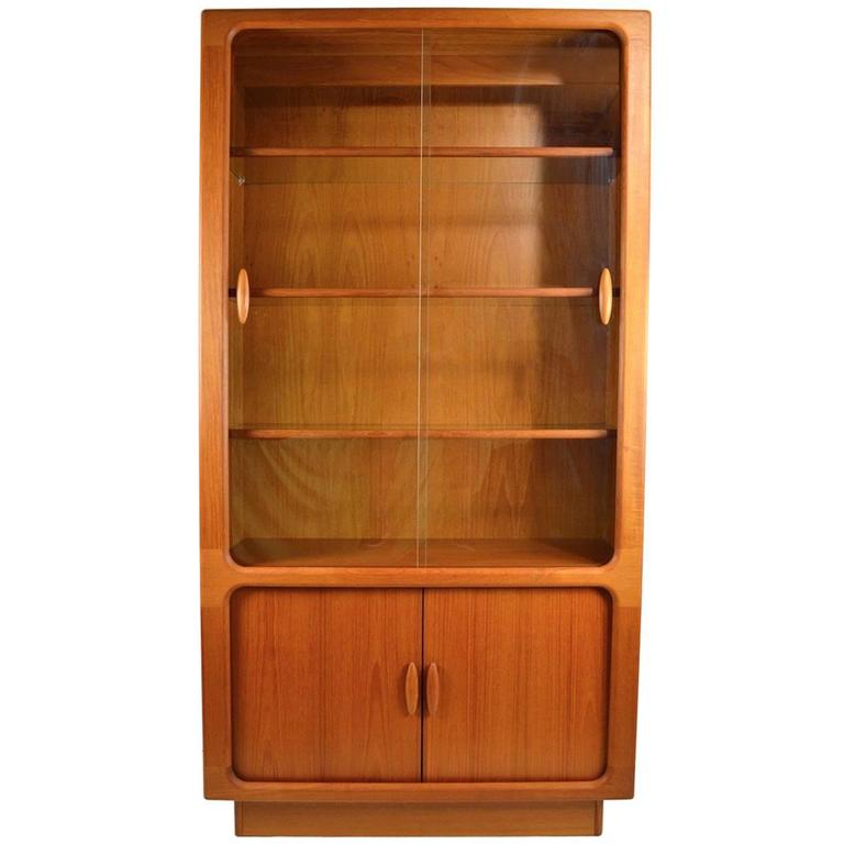 Dyrlund Danish Modern Vitrine Chine Cabinet at 1stDibs | dyrlund cabinet, dyrlund  vitrine, china glass modern vitrine