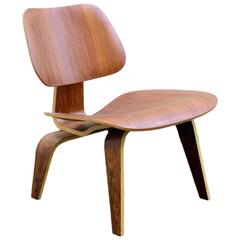 Vintage LCW Lounge Chair in Bent Plywood by Charles and Ray Eames for Herman Miller, US