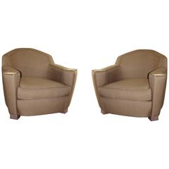 Elegant Pair of Chairs, Linen and Brass Inspired by Jules Leleu 8