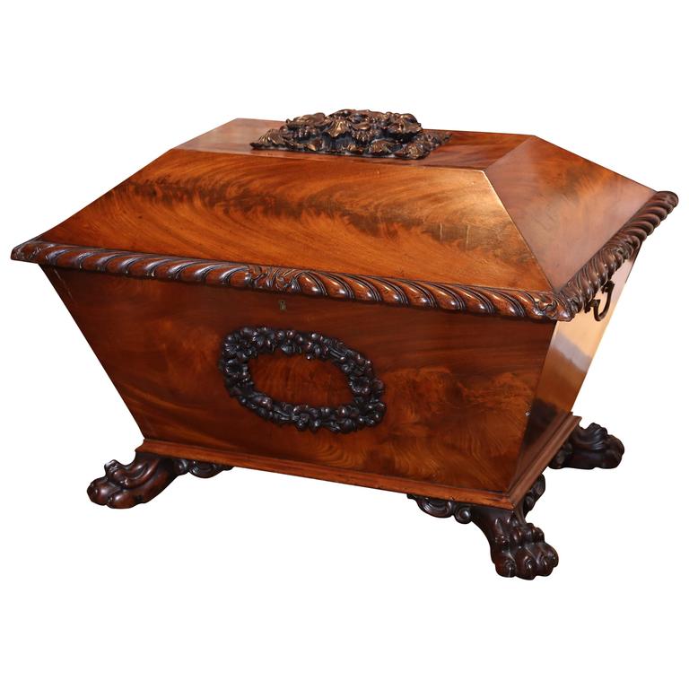 Antique Mahogany Wine Cellarette, circa 1820 For Sale at 1stdibs