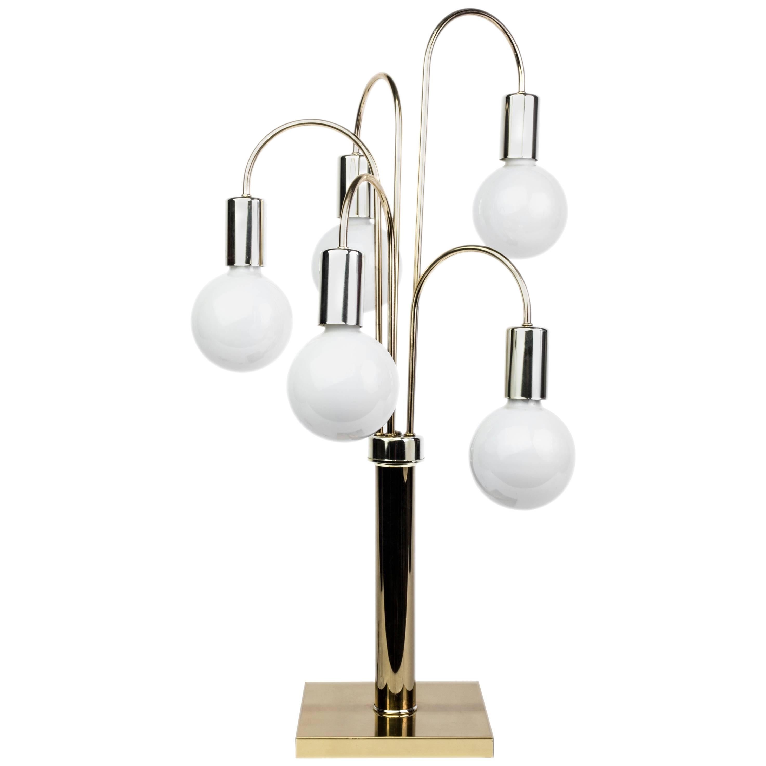 Luxe Laurel Table Lamp