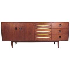 Stunning Vintage Modern Sideboard in the Style of Arne Vodder 9