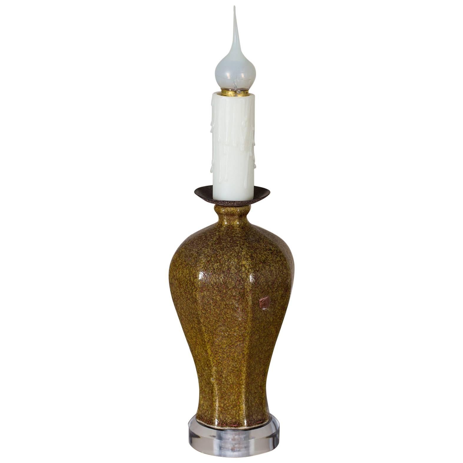 Vintage Chinese Vase Lamp with Lucite Base, circa 1940 For Sale