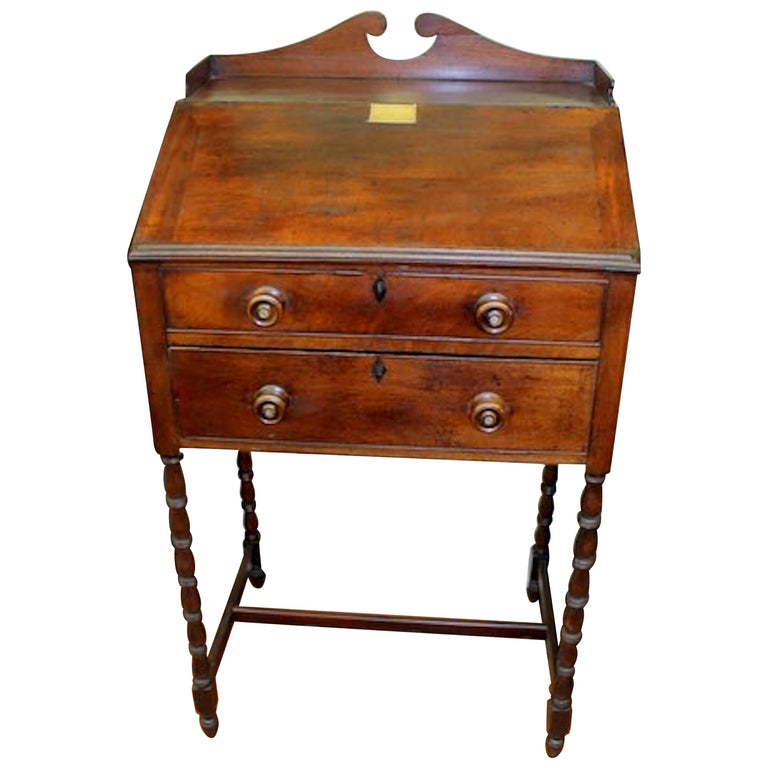 English 19th Century Sheraton Style Mahogany Clerk S Desk Or