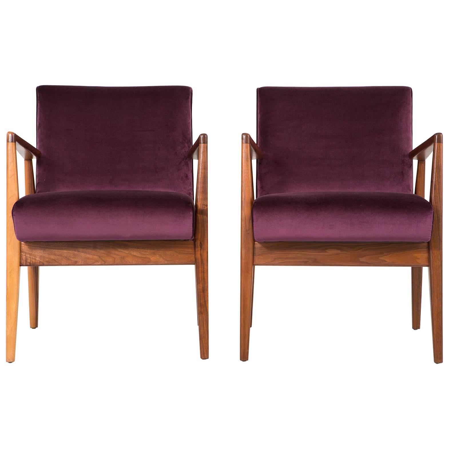 Mid-Century Modern Set of Jens Risom Lounge Chairs Reupholstered in Velvet