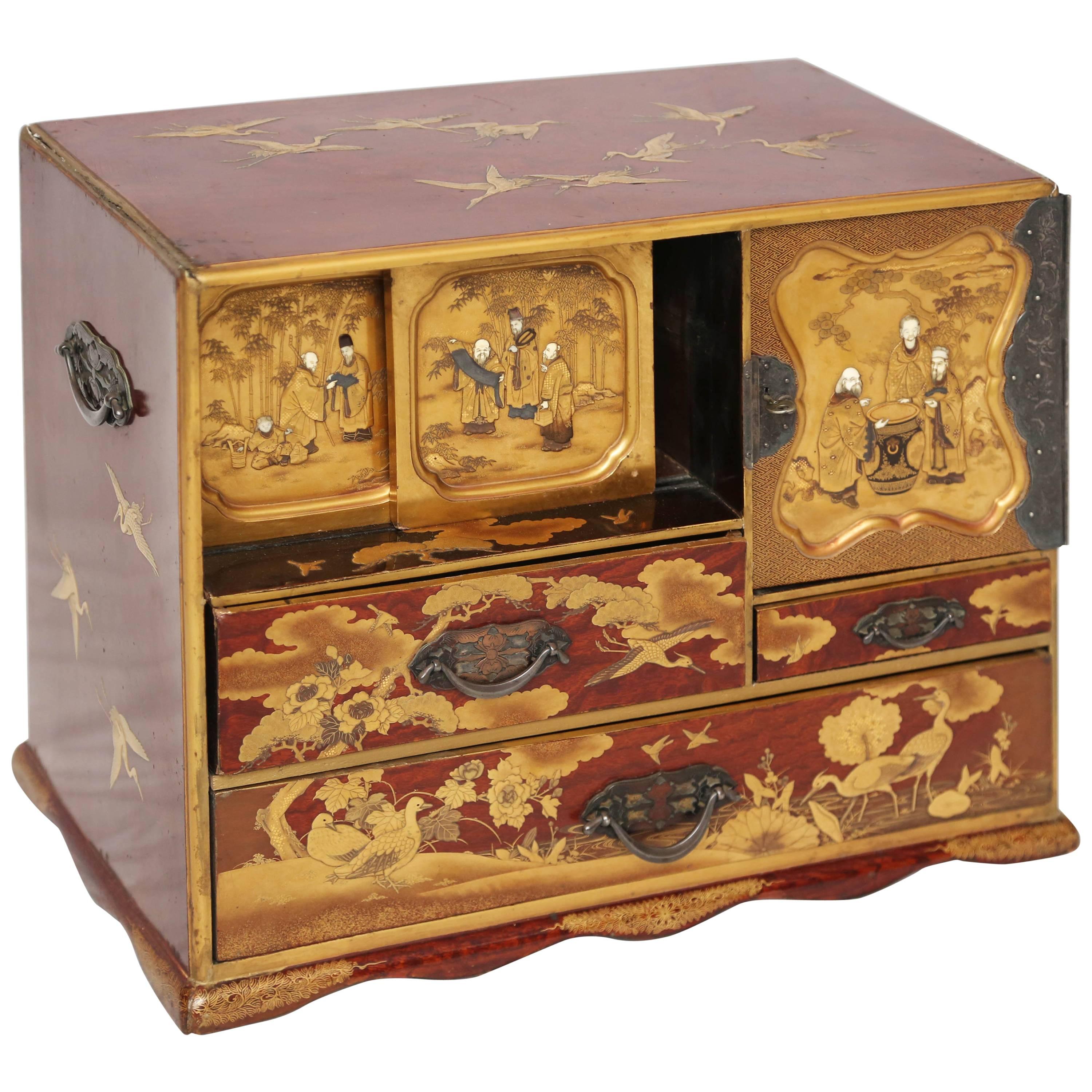 Beautiful Japanese Keyaky Elm Kodansu Jewelry Gilt Box