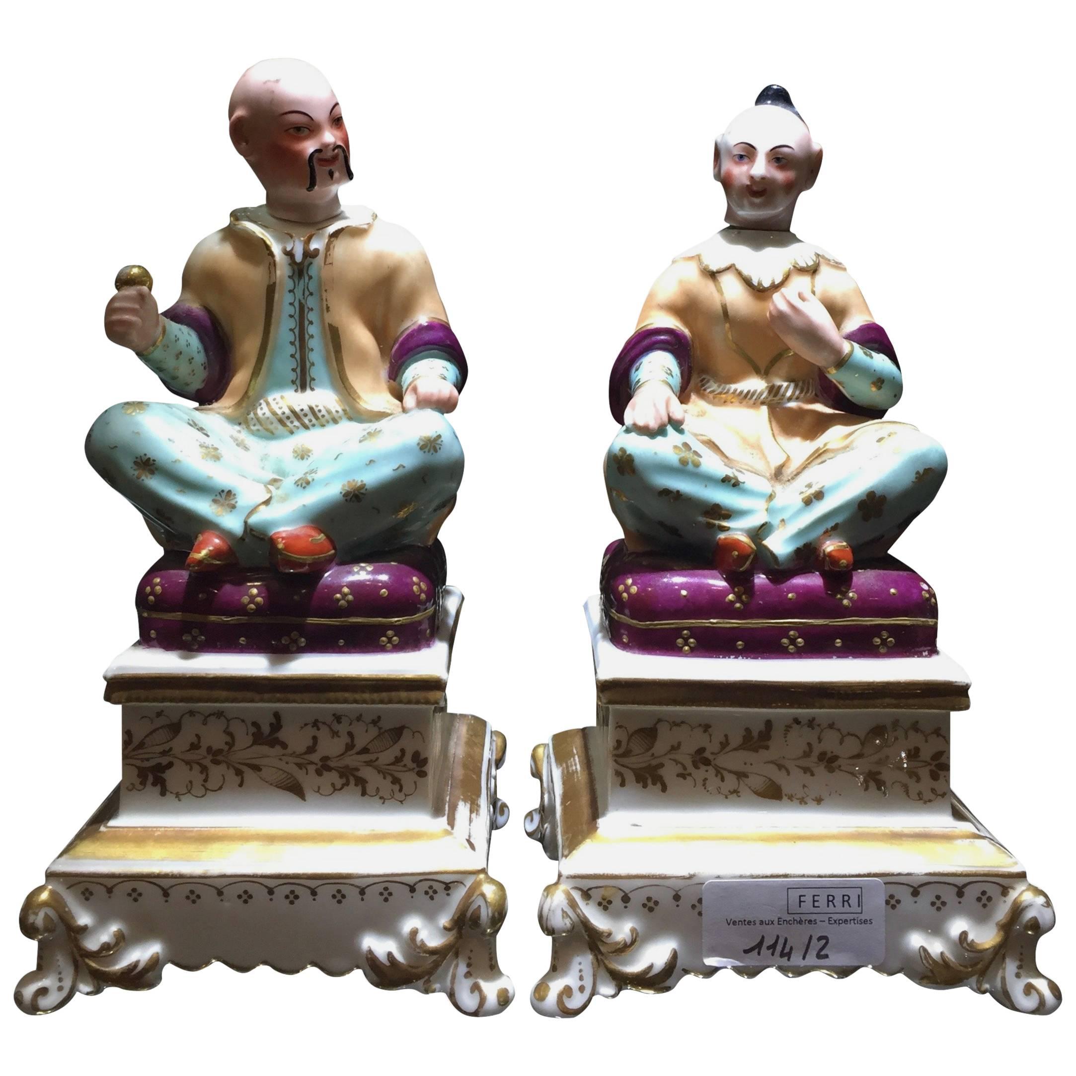 Chinoiserie Pair of French 19th Century Porcelain Perfume Bottles For Sale