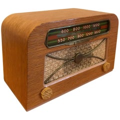 Charles & Ray Eames Hoffman Tube Radio, circa 1946 7