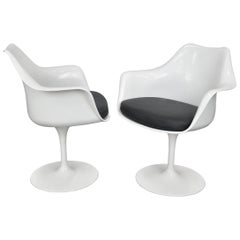 Pair of Eero Saarinen for Knoll Swivel Tulip Dining Armchairs 2