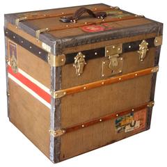 Antique and Vintage Trunks and Luggage - 915 For Sale at 1stdibs