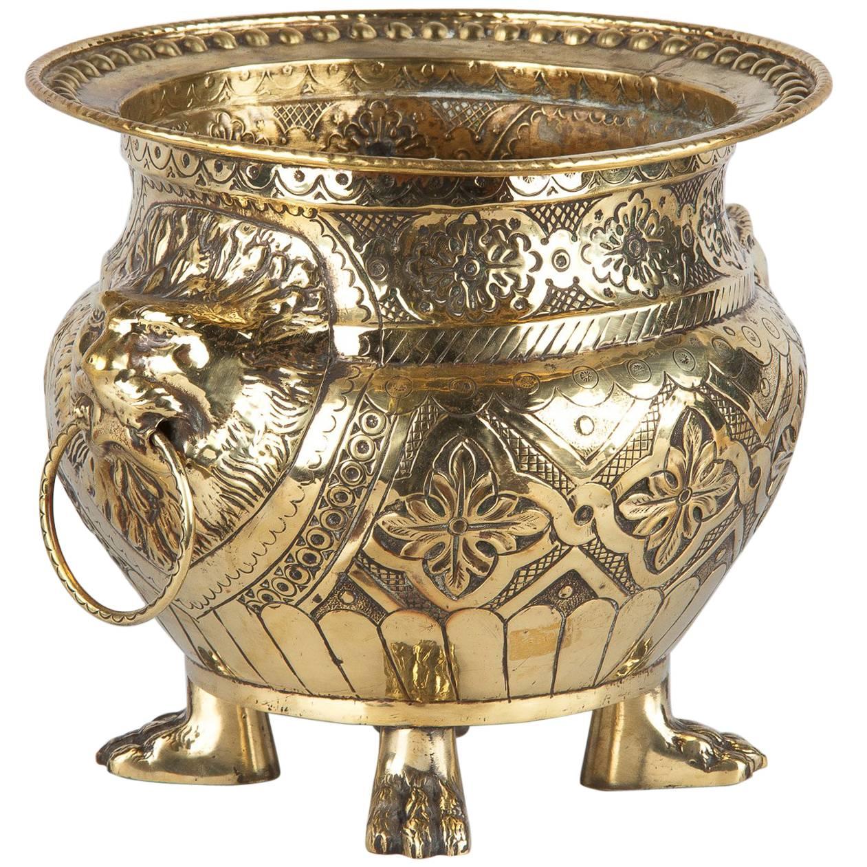 French Renaissance Style Sculpted Brass Wine Cooler, 1870s