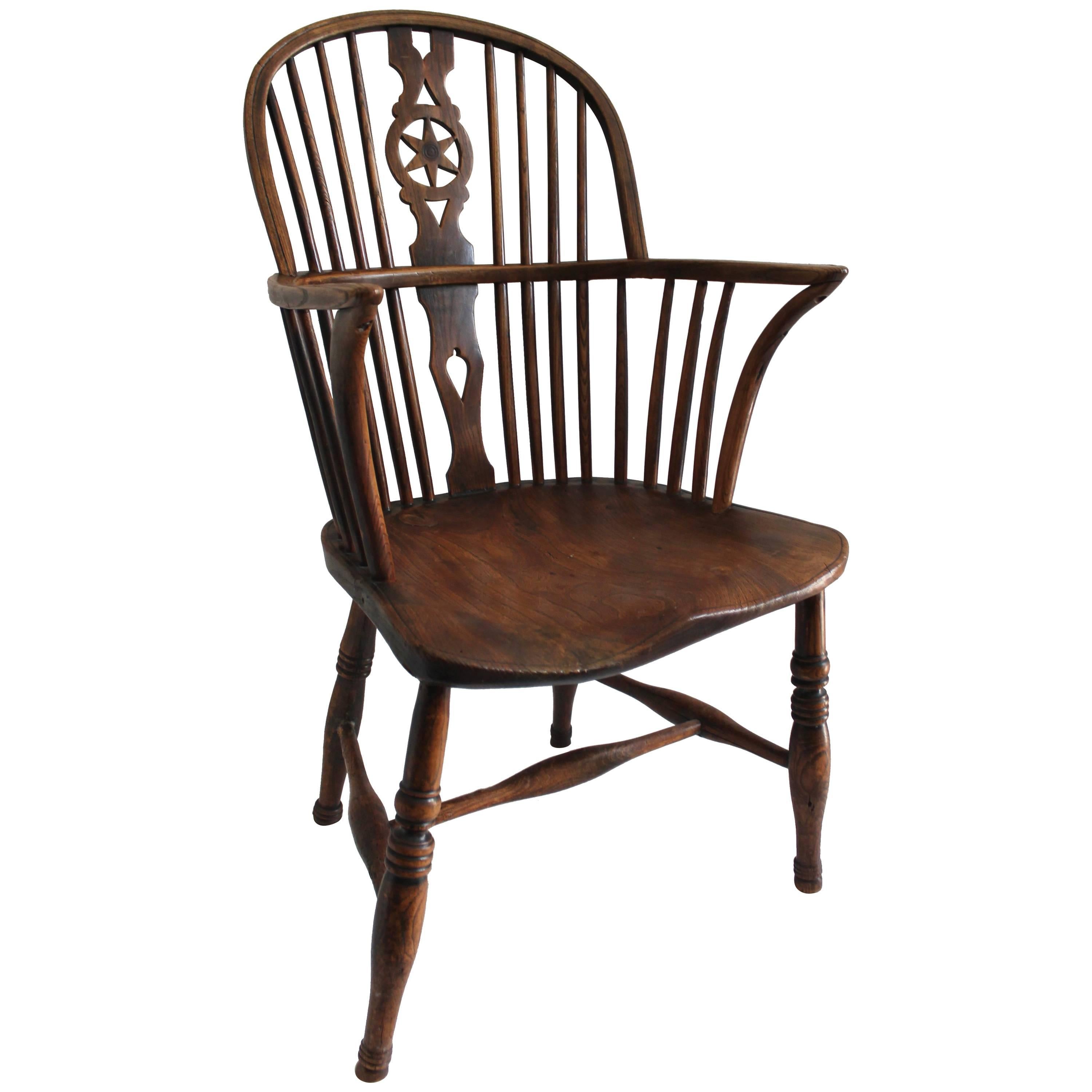 Early 19th Century English Windsor Chair with Star Back Splash