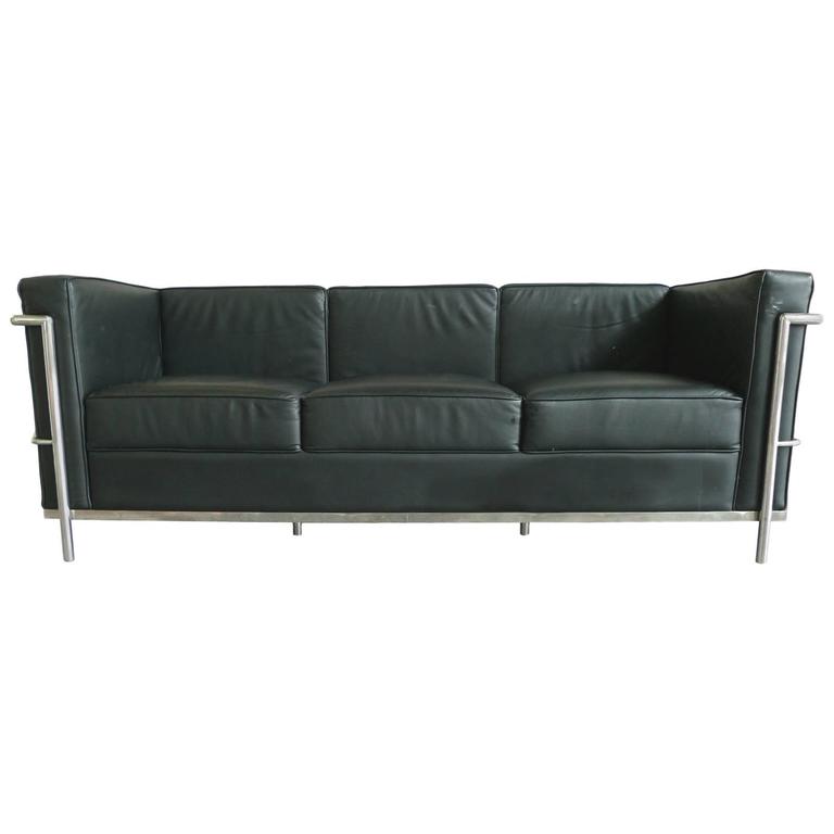 Black Leather Sofa In The Style Of Le Corbusier At 1stdibs Black Leather Sofa In The Style Of Le Corbusier For