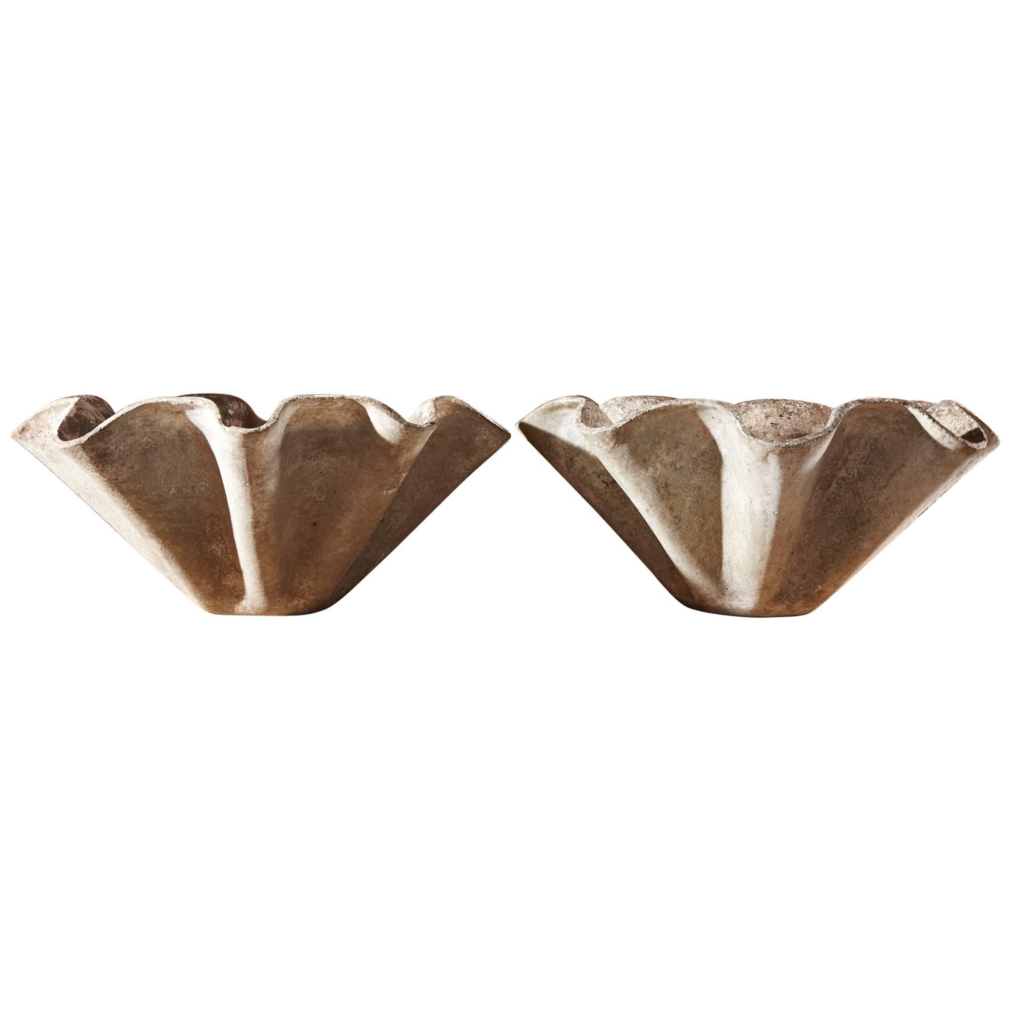 Pair of Willy Handkerchief Planters