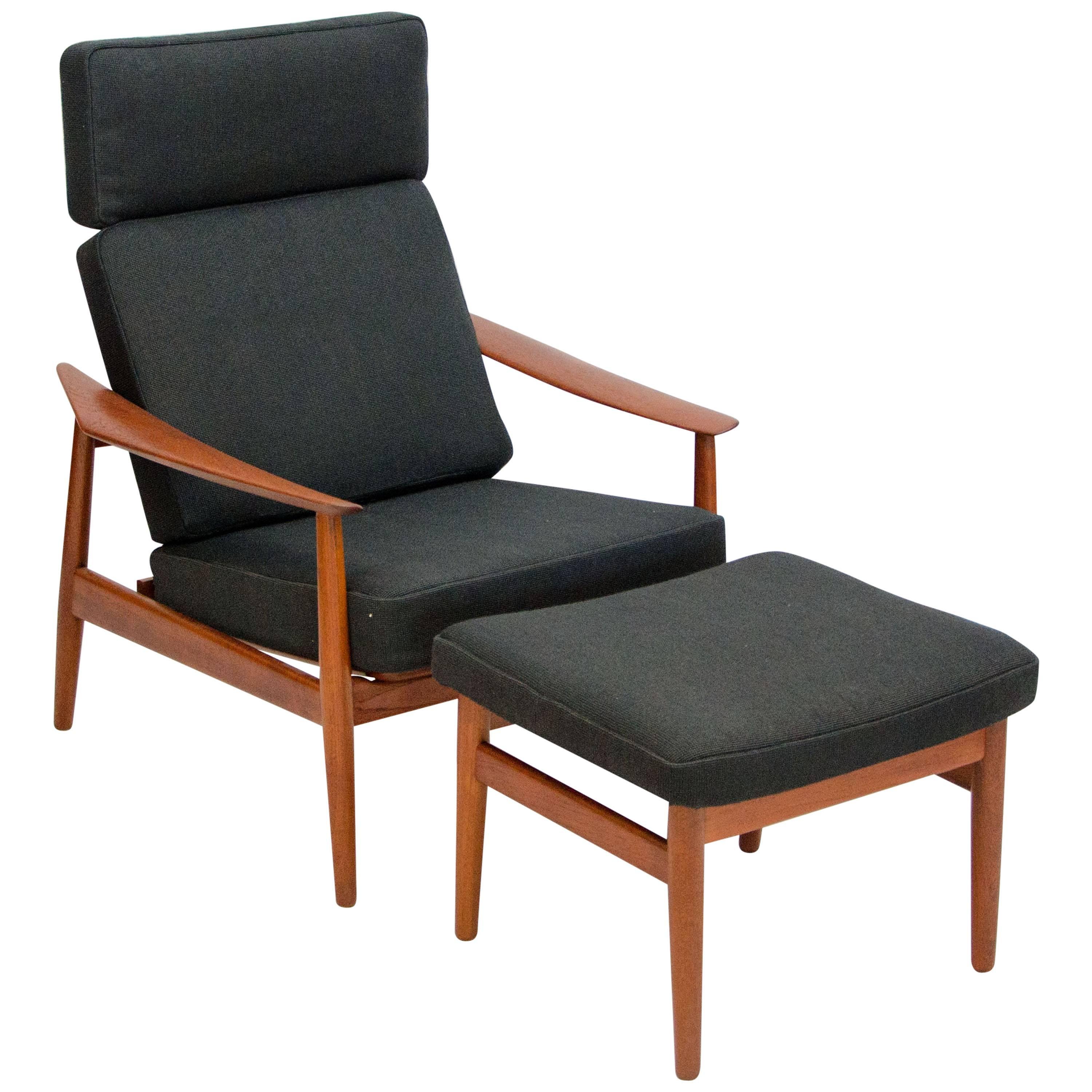 Danish Teak Reclining Lounge Chair with Ottoman, FD 164 by Arne Vodder For Sale