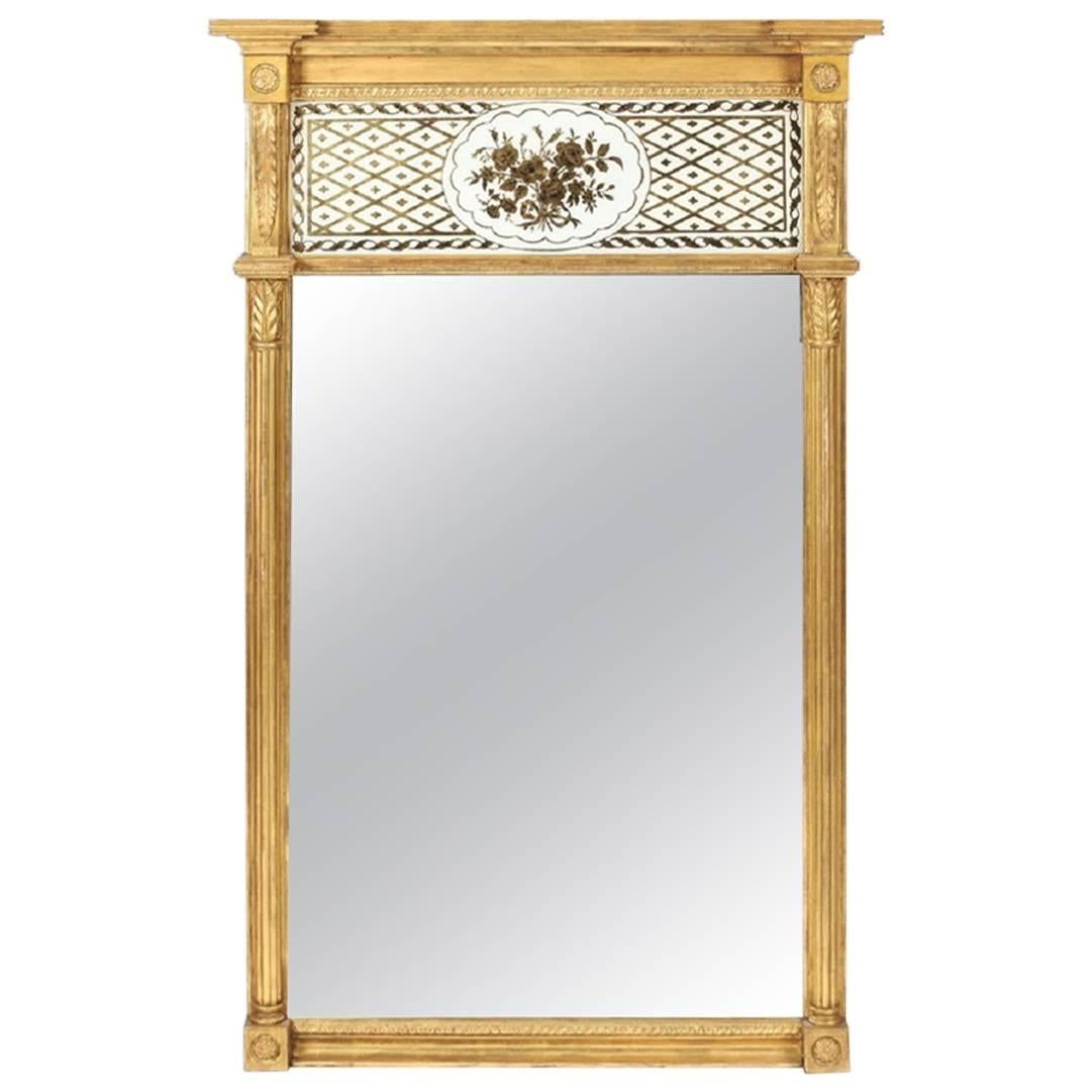 Very Fine Giltwood Federal Mirror with Églomisé Panel For Sale