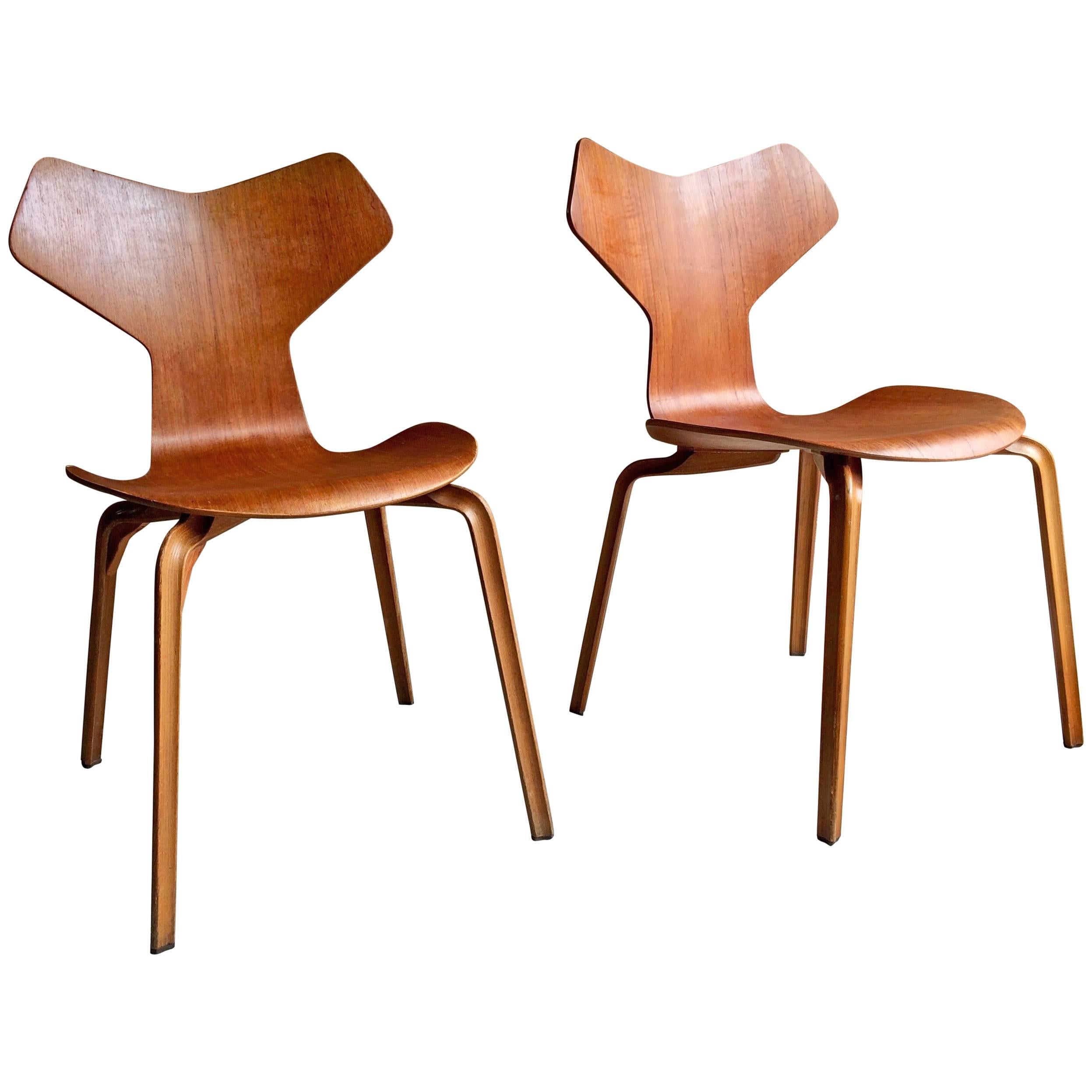 Arne Jacobsen Teak Grand Prix Chairs Pair Manufactured by Fritz Hansen, 1960s