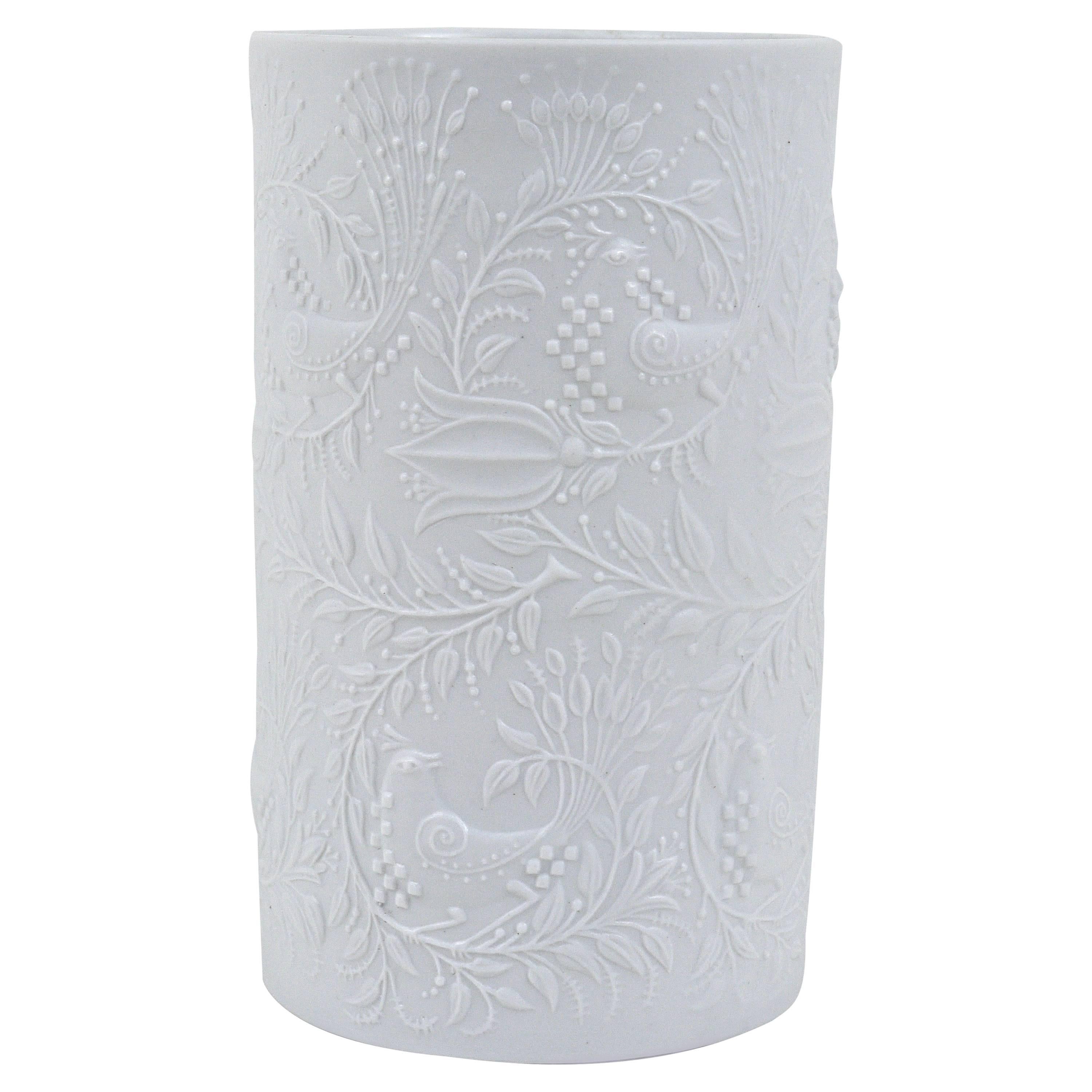 White Relief Op Art Porcelain Vase, Bjorn Wiinblad, Rosenthal Studio-Linie, 1960