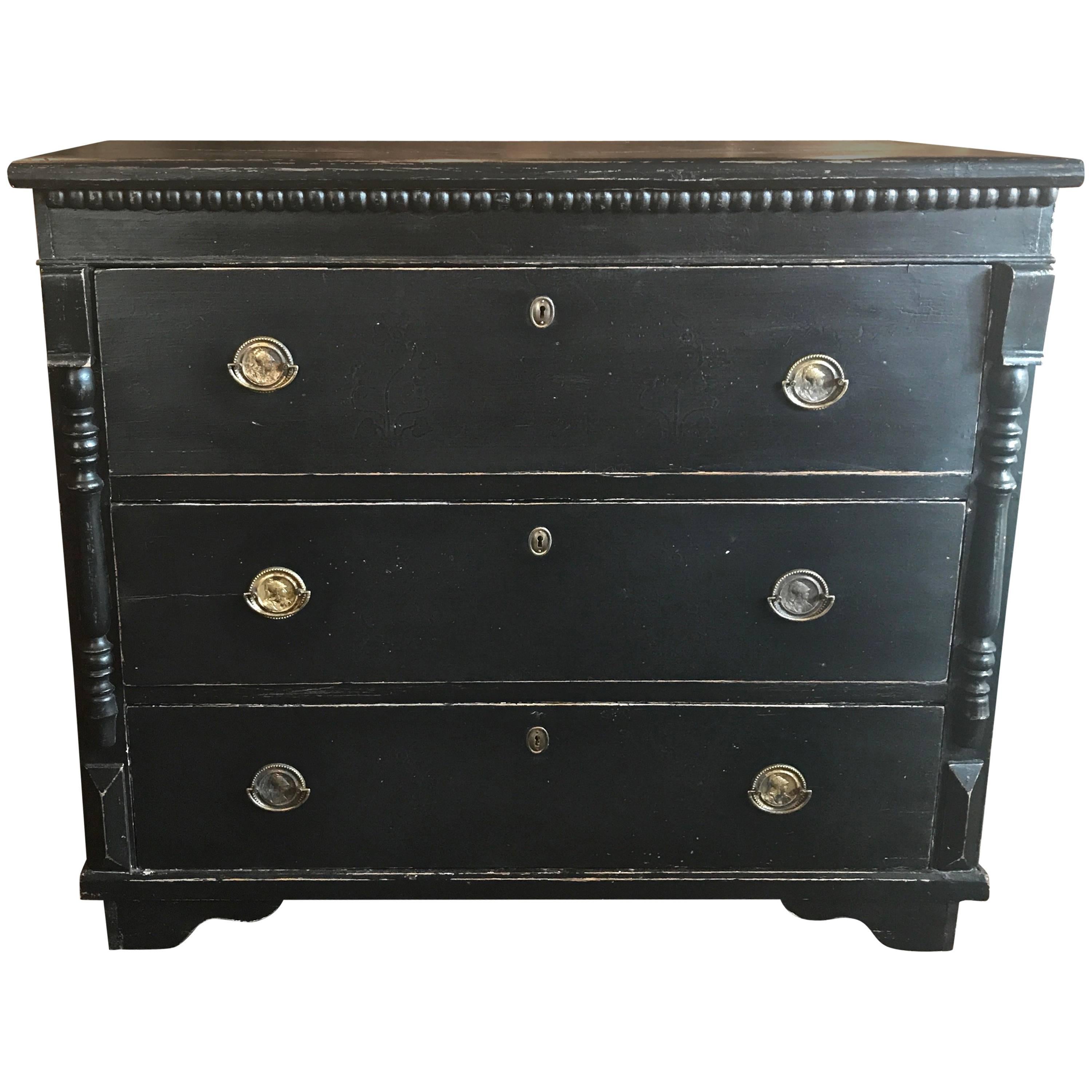 19th Century Gustavian Commode For Sale
