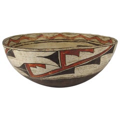 Antique Native American Zuni Polychrome Earthenware Bowl with Deer Decoration 8