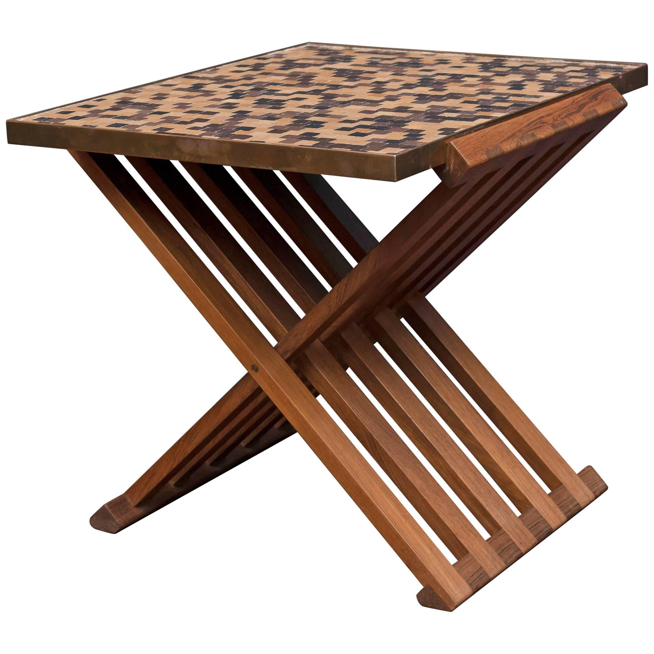 Dunbar table à plateau en carreaux de Murano à base en X en vente