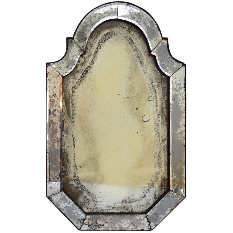 Small Queen Anne Mirror For Sale at 1stdibs