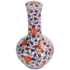 Impressive Oriental Imari Porcelain Jug Saki Bottle Vase and Cover, circa 1900s