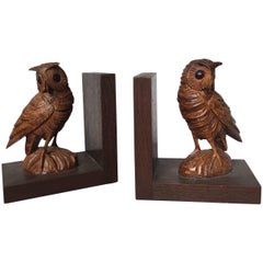 Highly Decorative Pair of Mid-20th Century Quality Carved Owl Bookends 10