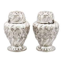 1880s, Pair of Victorian Sterling Silver Condiment Shakers