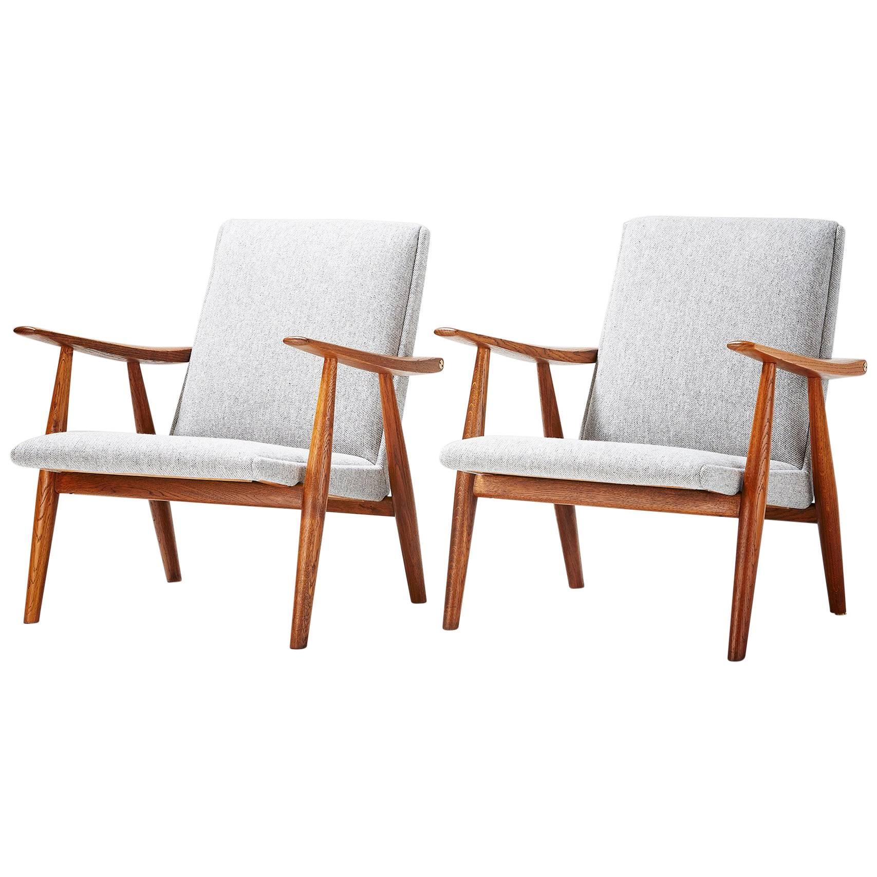Hans Wegner GE-260 Lounge Chairs, circa 1950s