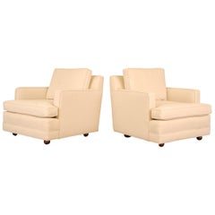 Pair of Classic Club Chairs by Milo Baughman for Directional 5