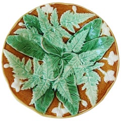 English Majolica Leaves Plate, circa 1880