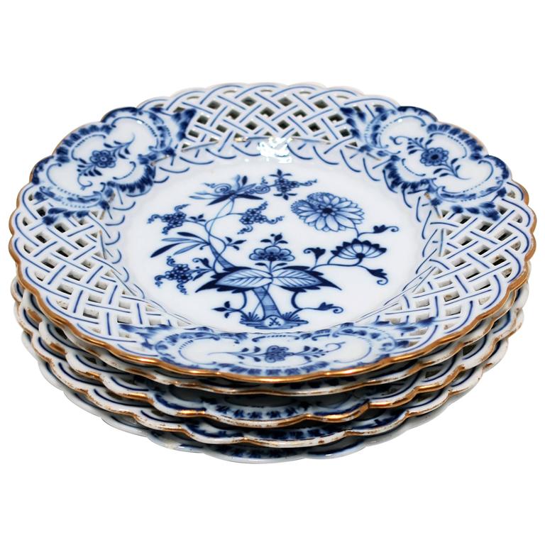Blue and White Meissen Porcelain Plates at 1stdibs
