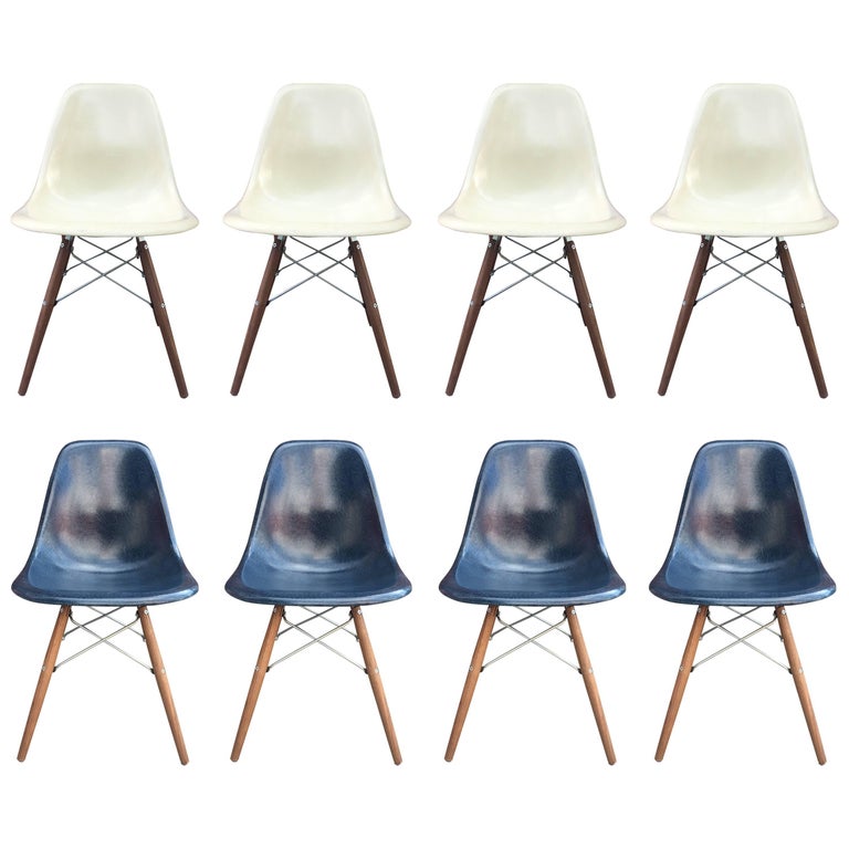Eight Herman Miller Eames Dining Chairs in Navy and Parchment For Sale