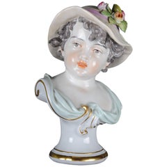 19th Century Meissen Figurine Bust Designed by Kaendler #2 12