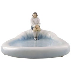 Bing & Grondahl B&G 2253 Eskimo on Dish, Axel Locher, the Large Version