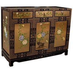 Fine Lacquered and Gilt Oriental Chinese Side Cabinet Cupboard Sideboard